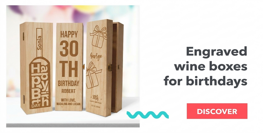 Cajas de vino grabadas para un cumpleaños