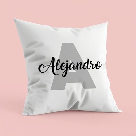Cojín personalizado con texto: inicial