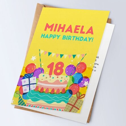 Tarjeta de felicitación personalizada con texto: «¡Feliz cumpleaños!»