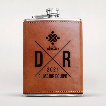 Botella de bolsillo forrada en piel, personalizada con logotipo e iniciales