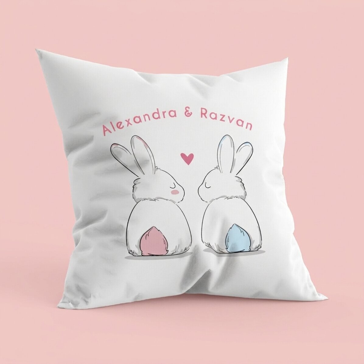 Cojín personalizado con texto - Conejitos enamorados