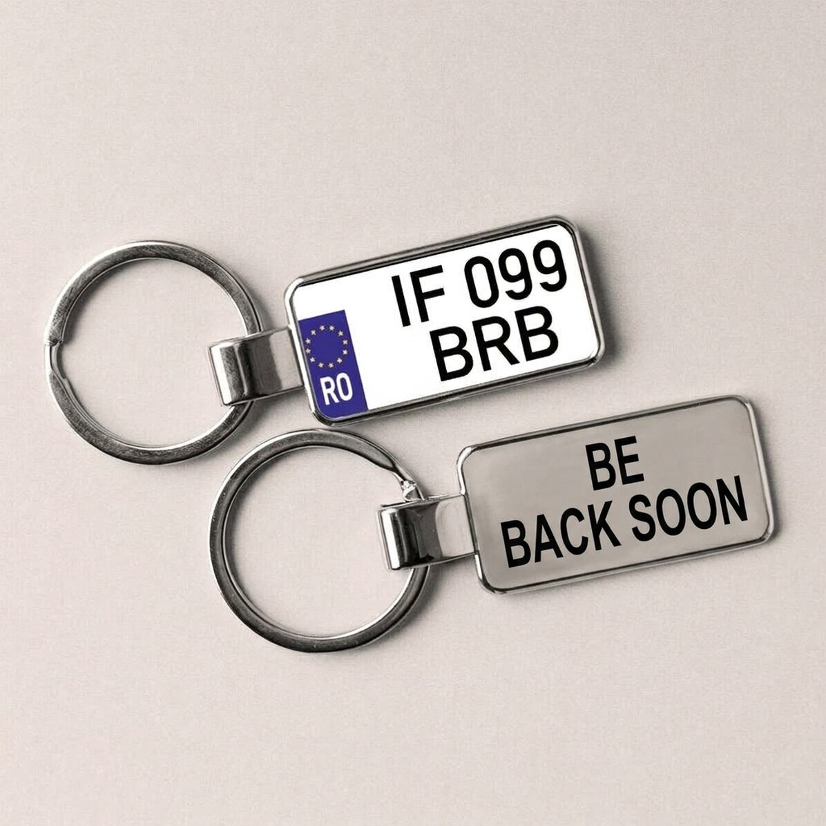 Llavero personalizado con matrícula - modelo de fútbol