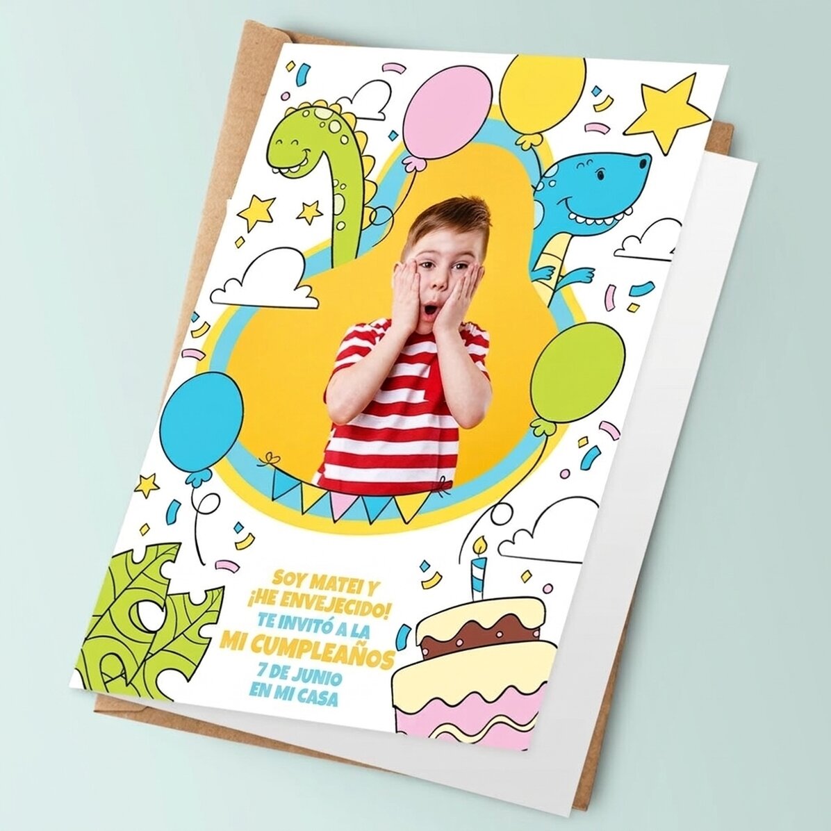 Tarjeta de felicitación personalizada con una foto y un texto - Dinosaurios