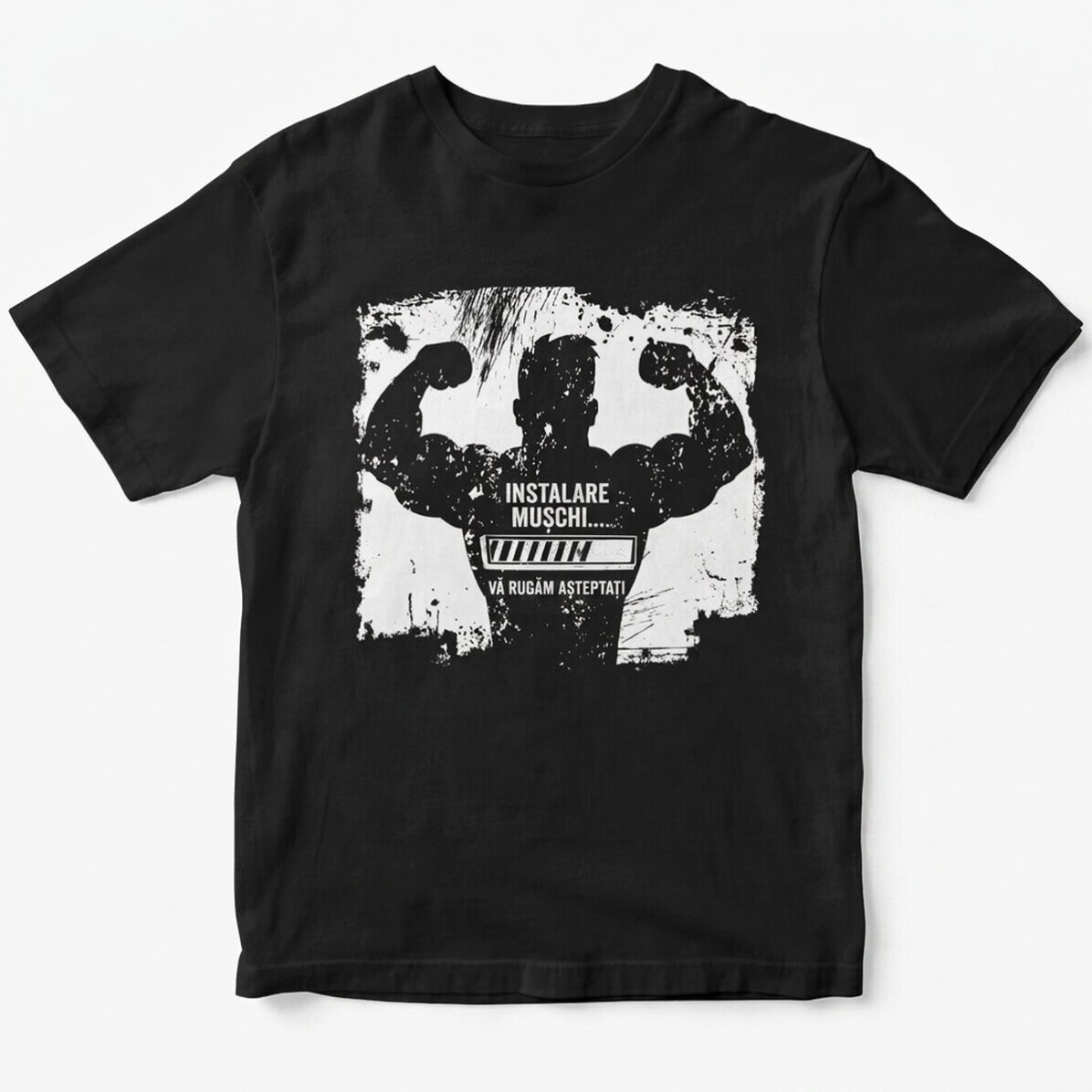 Camiseta personalizada con texto: «Installing muscles»