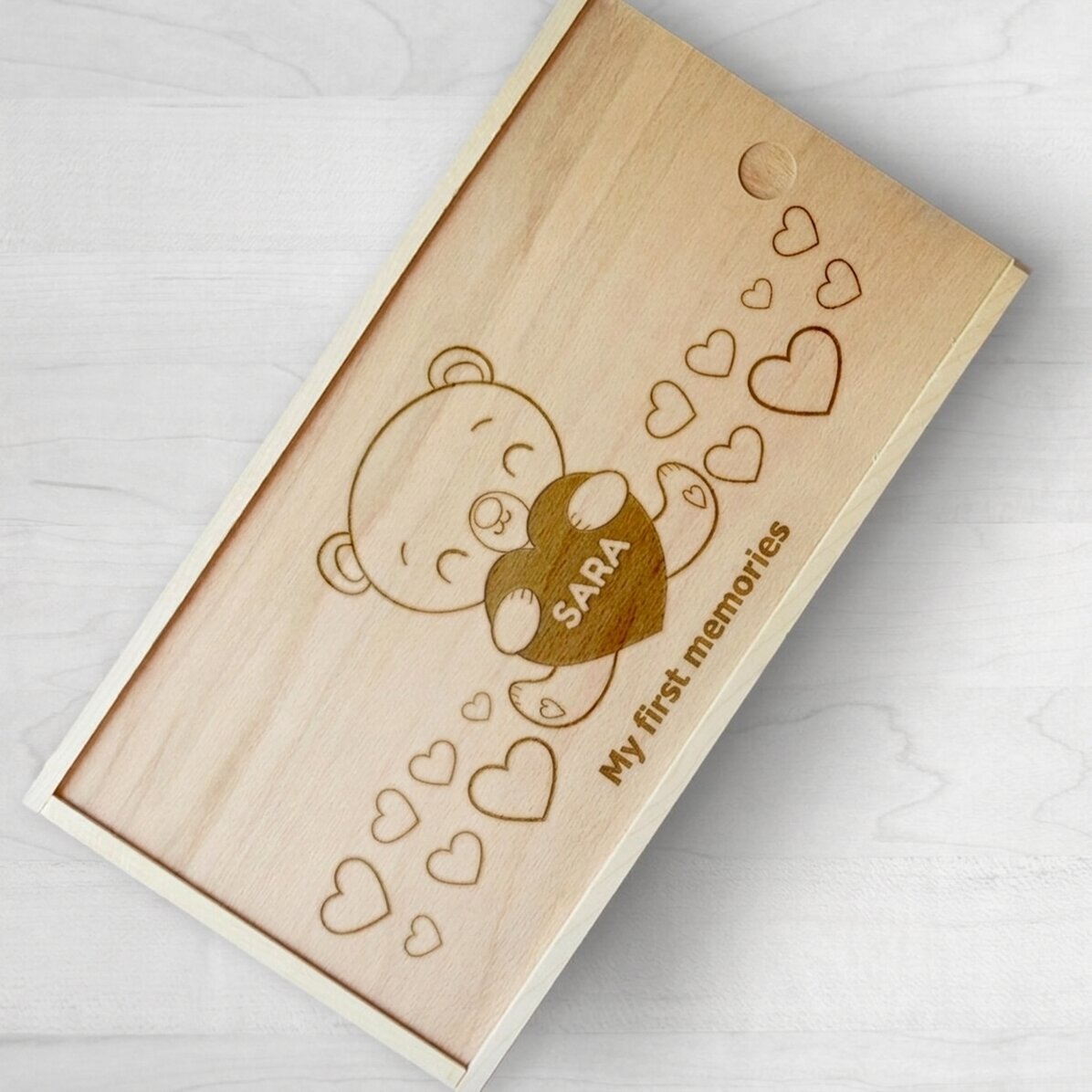 Caja de regalo personalizada de madera - Mis primeros recuerdos