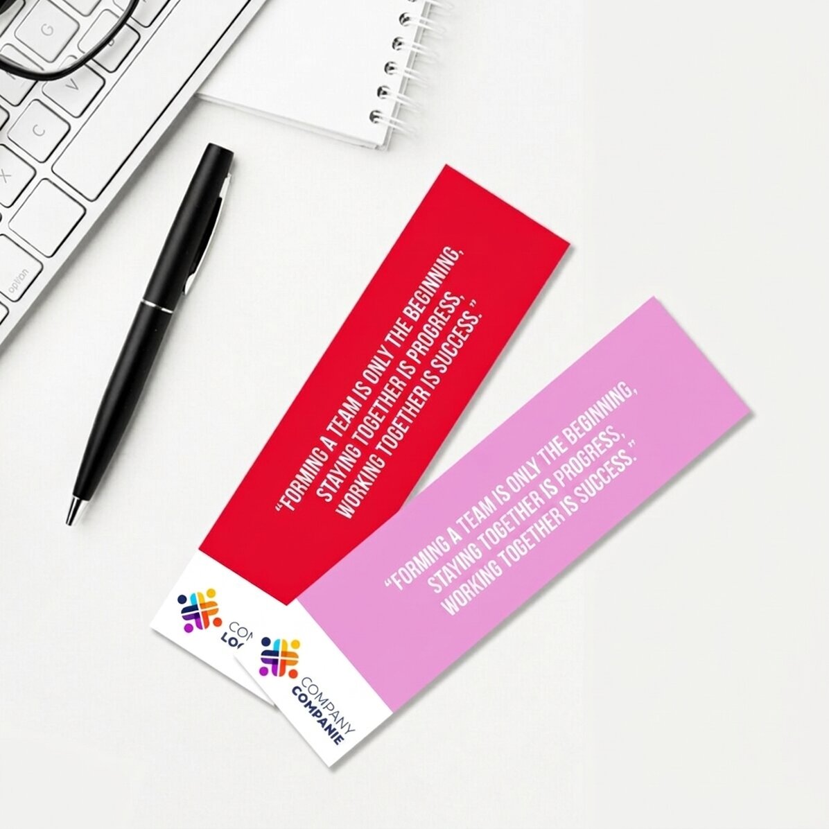 Marcapáginas personalizado con texto y logotipo