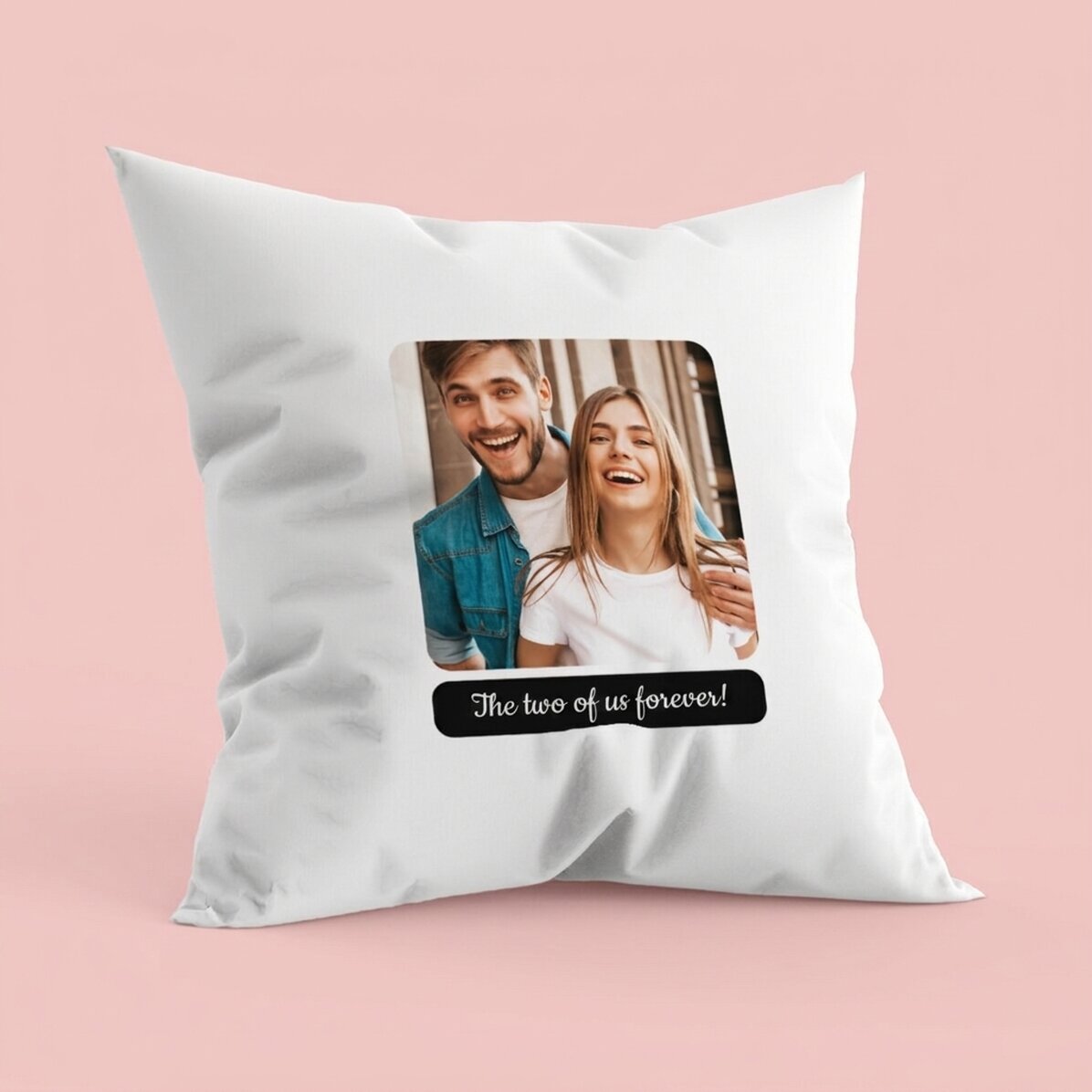 Cojín personalizado con una foto cuadrada y un texto: «Para siempre»