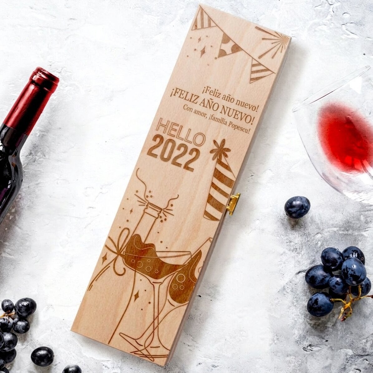 Caja de vino personalizada con el mensaje «¡Feliz cumpleaños!»