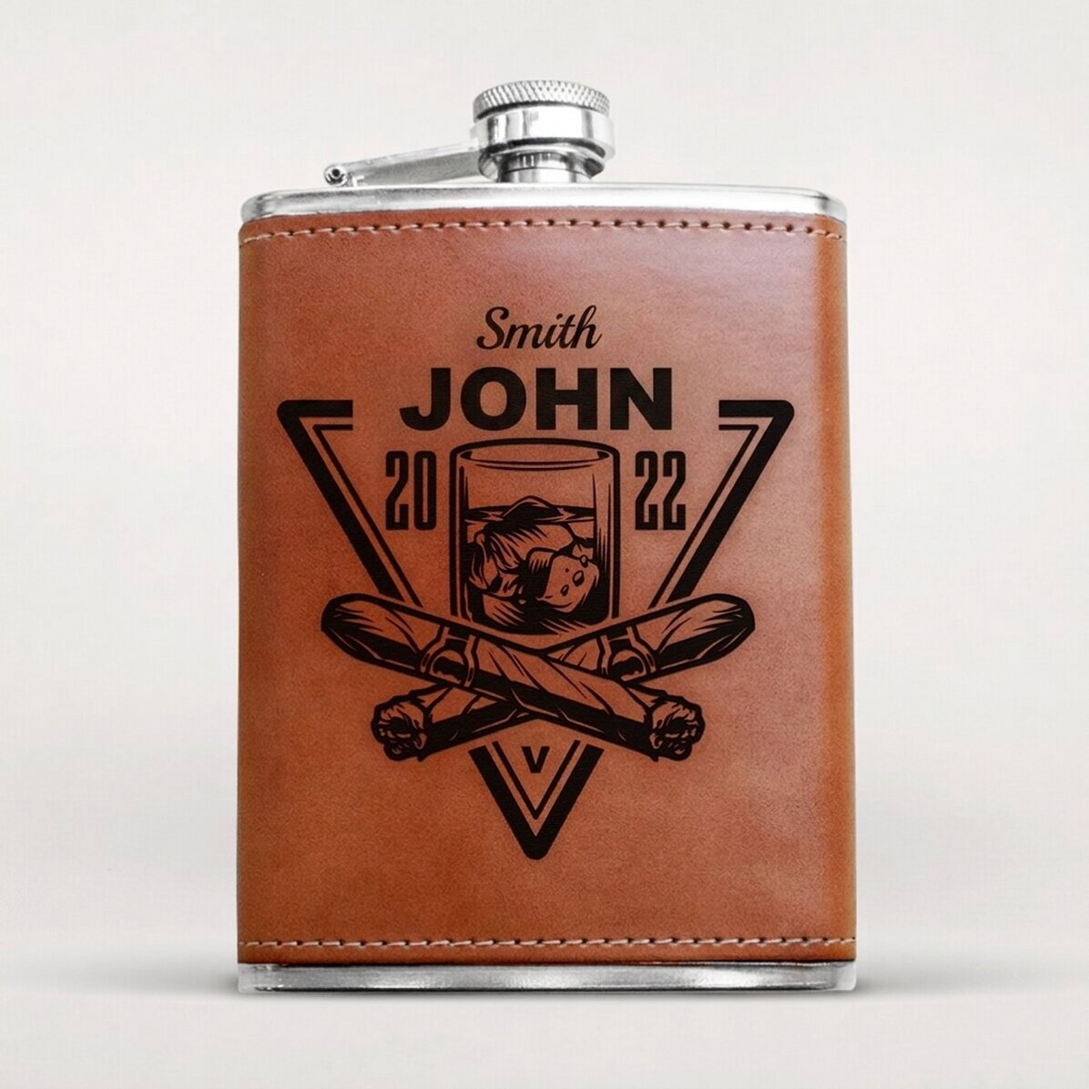 Botella de bolsillo forrada en piel, personalizada con nombre y año - Wishkey