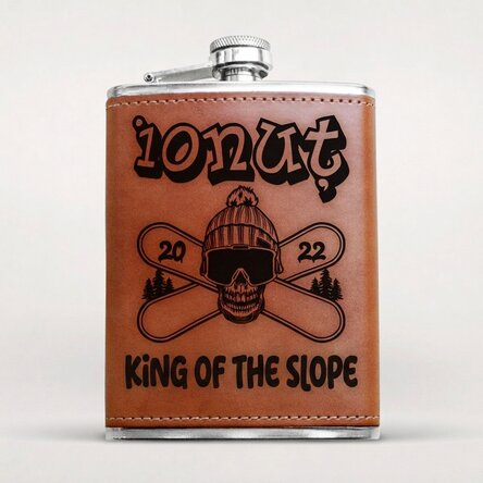 Leather-covered pocket flask personalised with name - Skull Snowboard