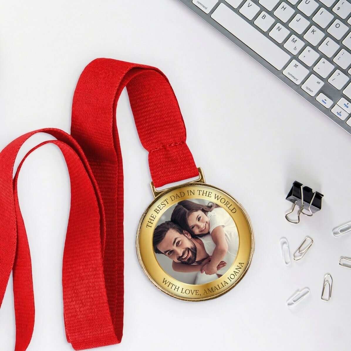 Medalla personalizada con una foto y un texto
