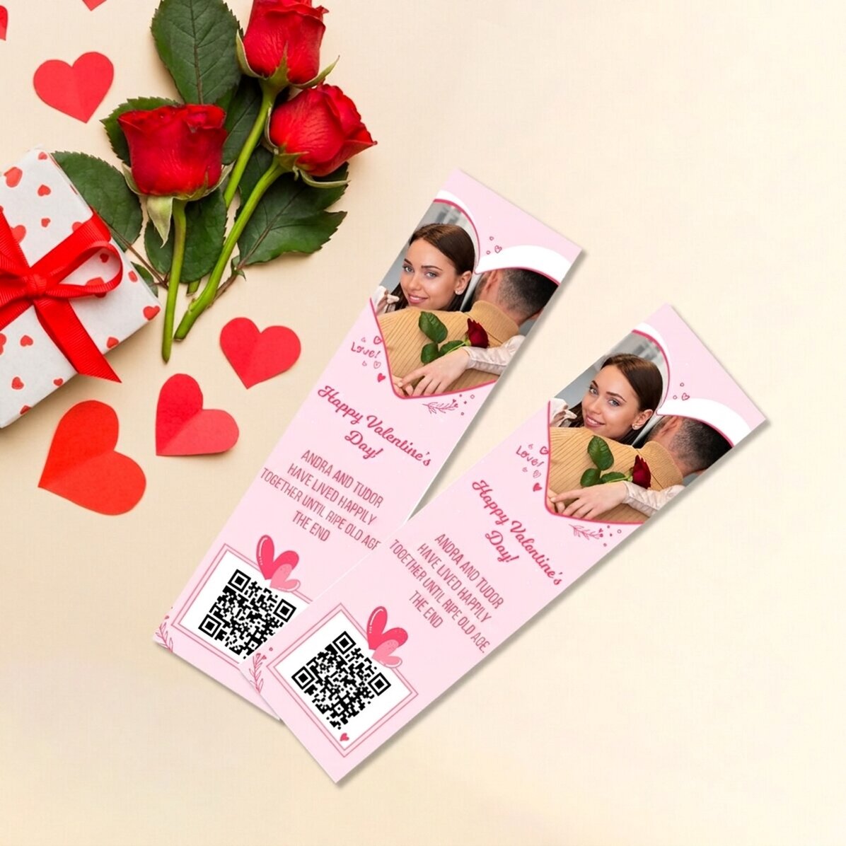 Marcapáginas personalizado con foto, texto y código QR - Love