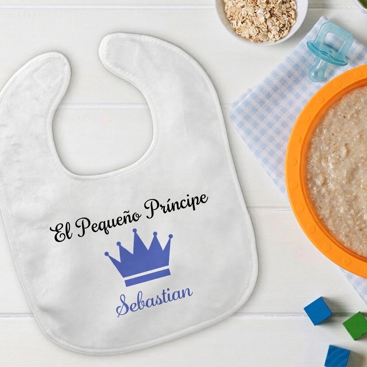 Babero para bebé personalizado con nombre - Corona