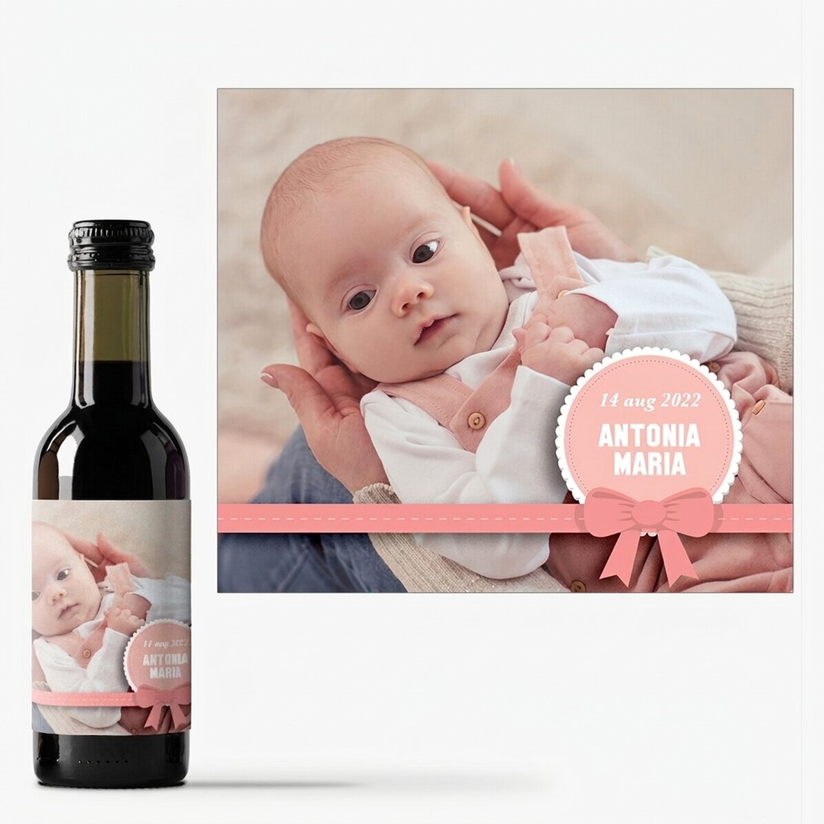 Mini botella de vino personalizada con una foto y un texto - Recuerdo de bautizo para una niña