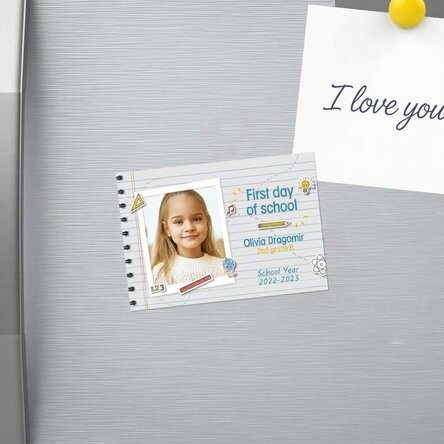 10x7 cm magnet personalised with a photo and text - First day of school