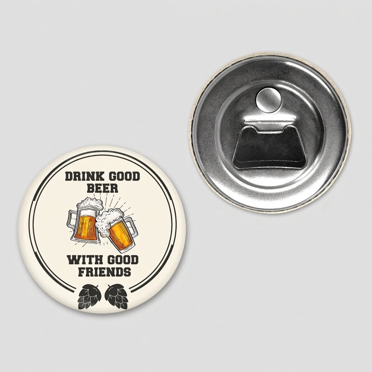 Abrebotellas con imán personalizado con el texto: «Good beer with good friends»