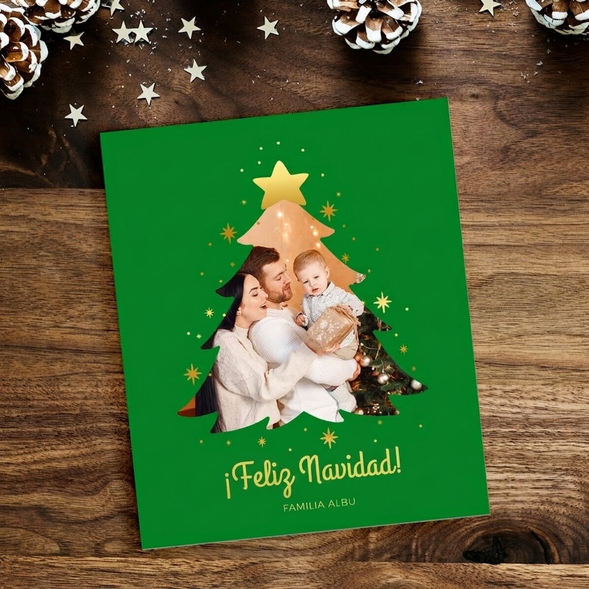 Imán de 10 x 12 cm personalizado con una foto de familia y un mensaje: «Árbol de Navidad»