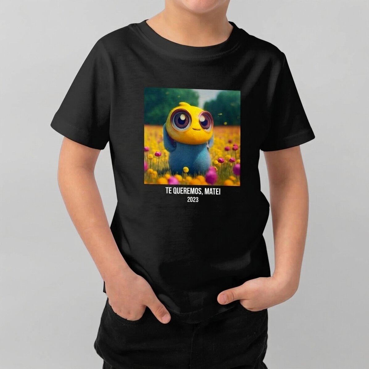 Camiseta de algodón para niños personalizada con una foto cuadrada y un texto