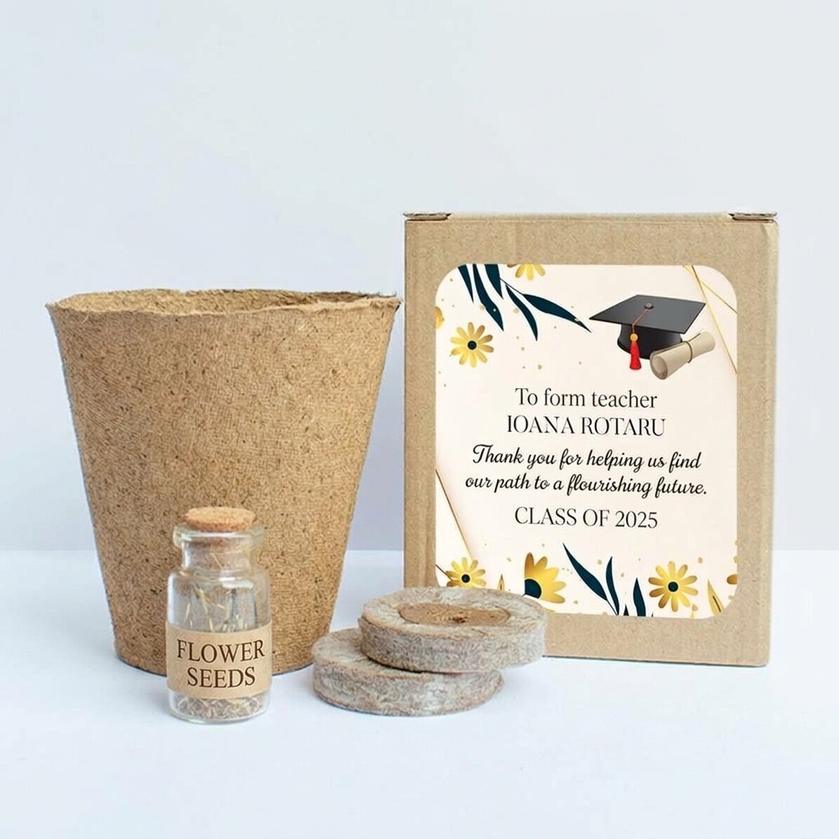 Kit para plantar flores en una cajita personalizada con un mensaje para los profesores - Graduación