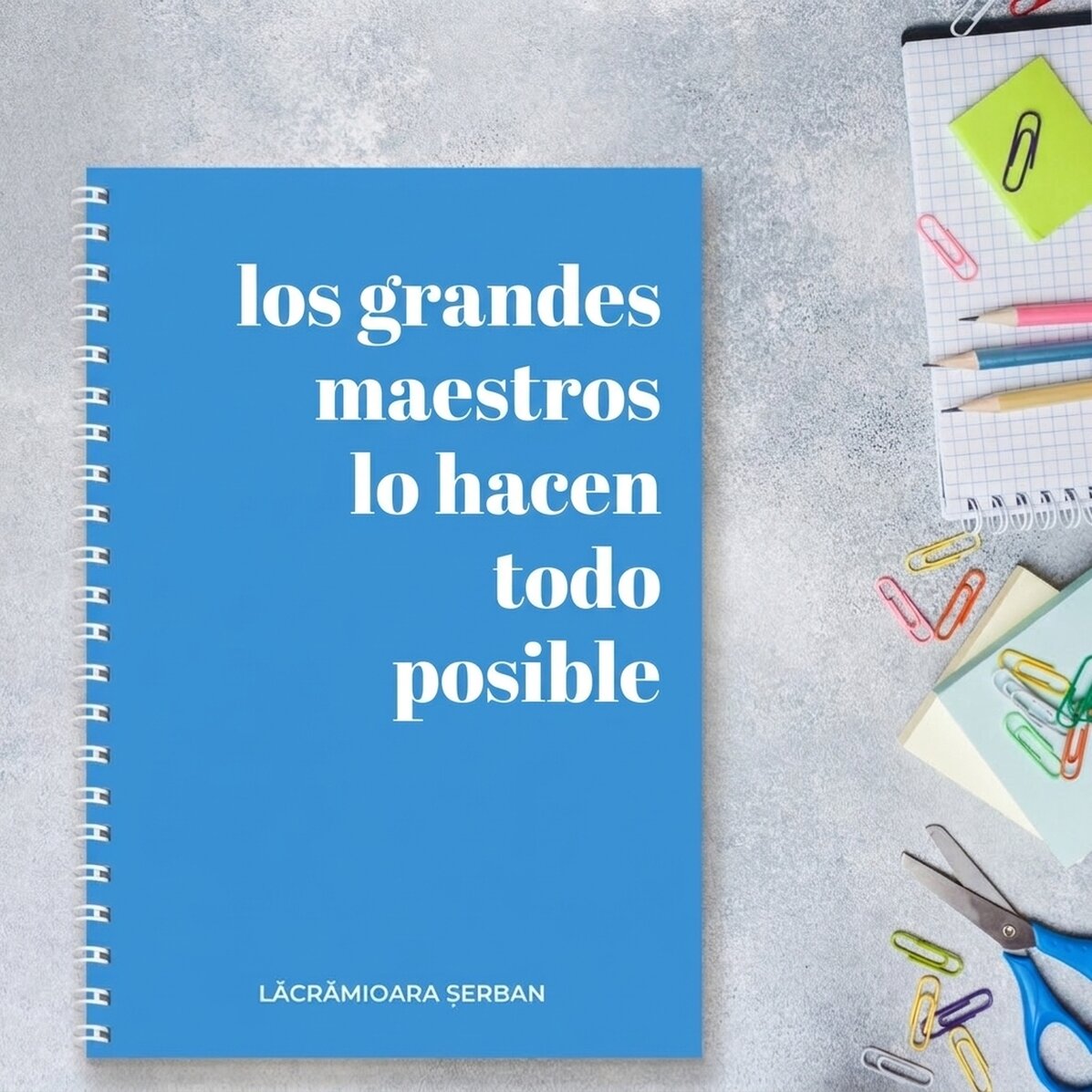 Cuaderno personalizado con texto: «Profesores brillantes»