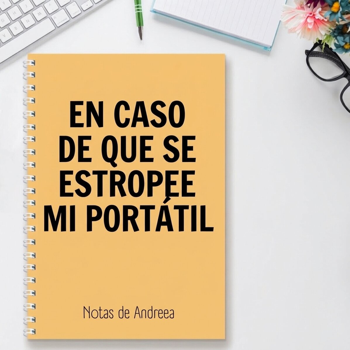Cuaderno personalizado con texto - Broken Laptop