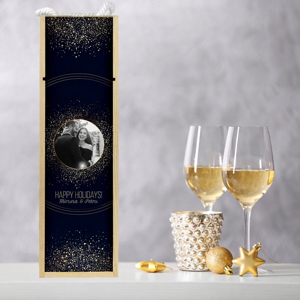 Caja de vino personalizada con foto y texto - Sparks of Joy
