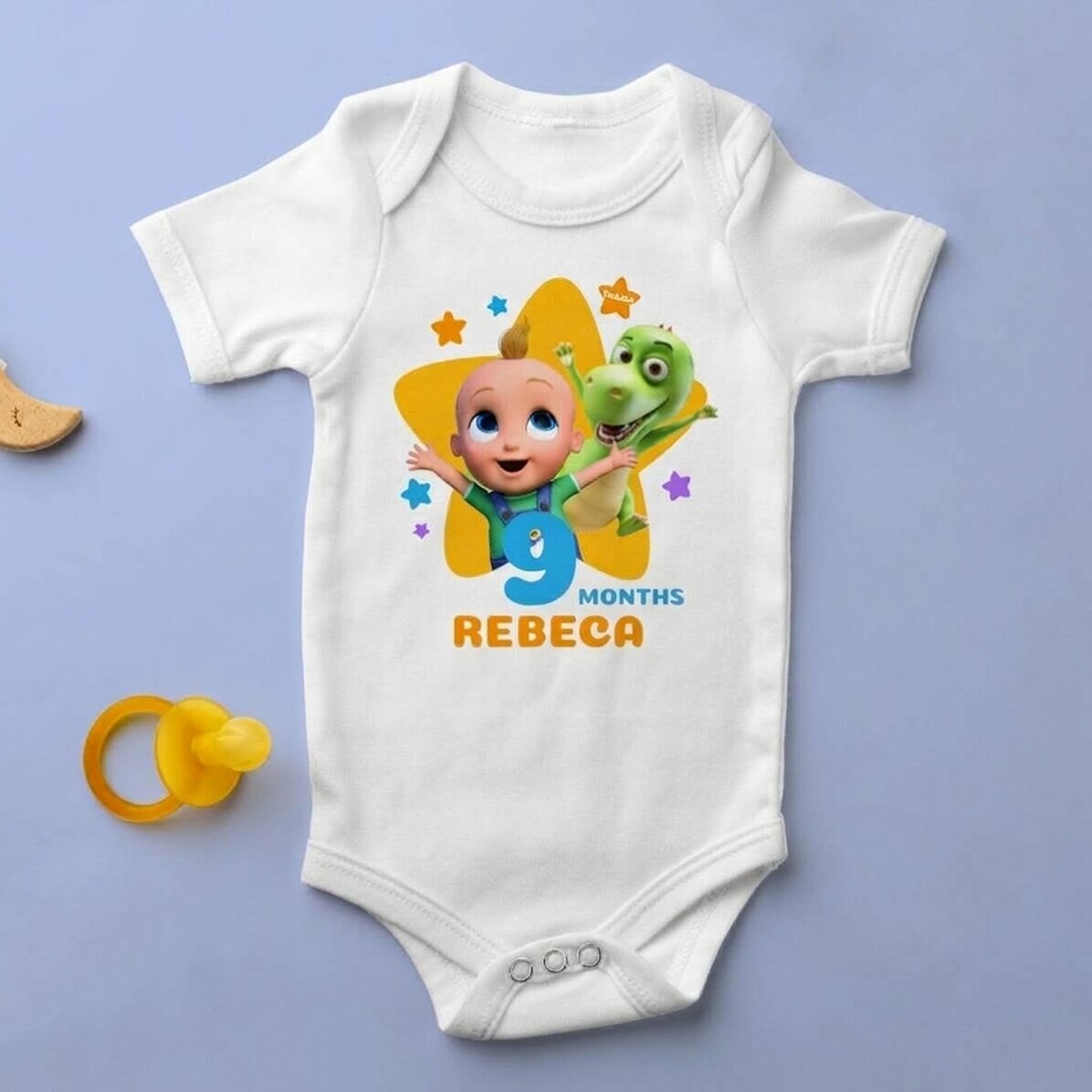 Body de cumpleaños para niños personalizado con la edad y el nombre - TraLaLa