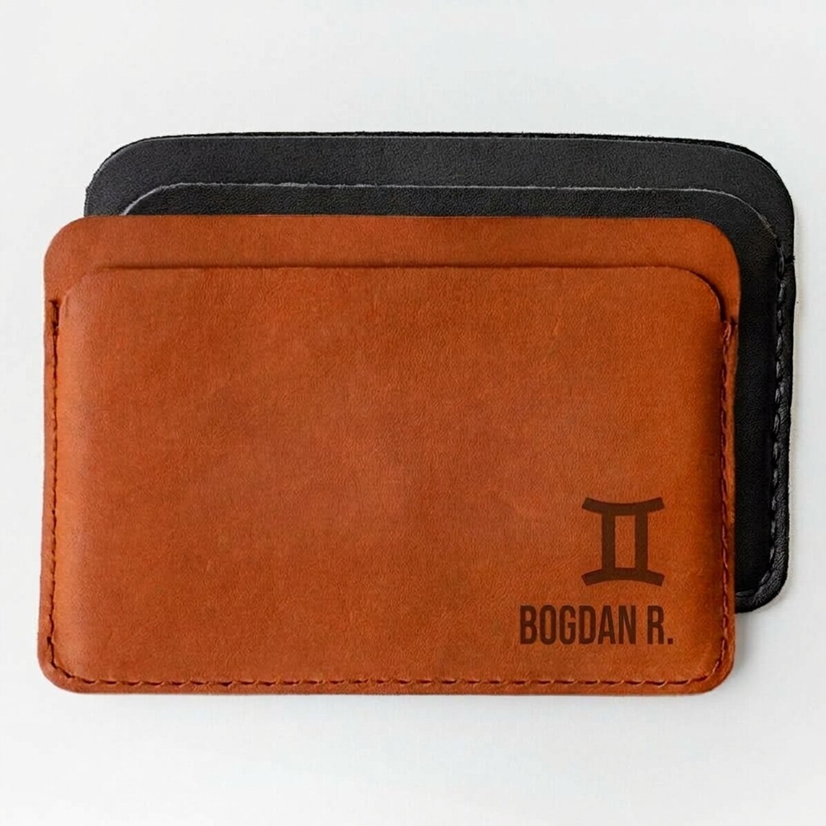 Cartera de piel personalizada con el nombre y el signo del zodiaco Géminis