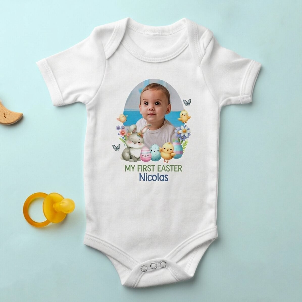 Body para niños personalizado con foto y mensaje: «Mi primera Pascua»
