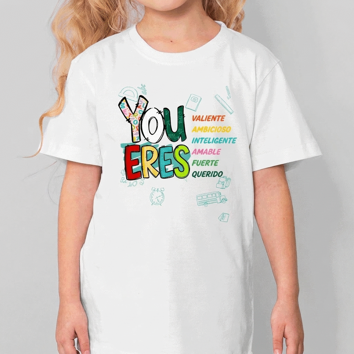 Camiseta de algodón para niños personalizada para el colegio con un mensaje de ánimo: «Tú eres...»