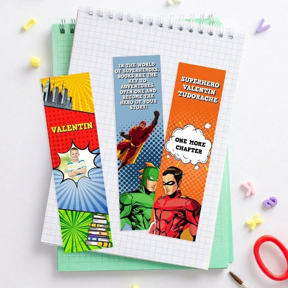 Lote de 3 marcapáginas personalizados con foto y texto - Superhéroes