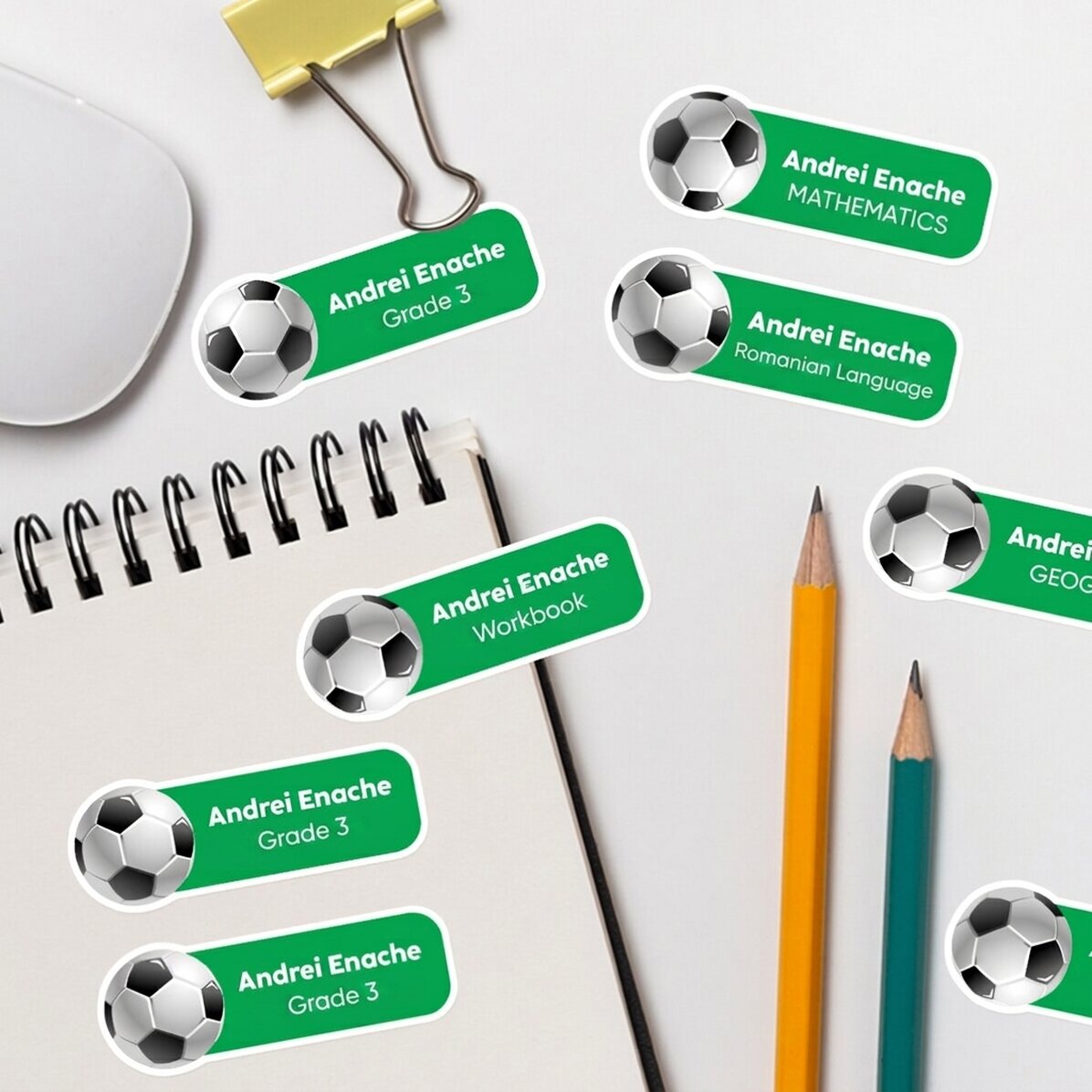 Lote de 12 pegatinas (etiquetas autoadhesivas) personalizadas para el colegio - Deporte