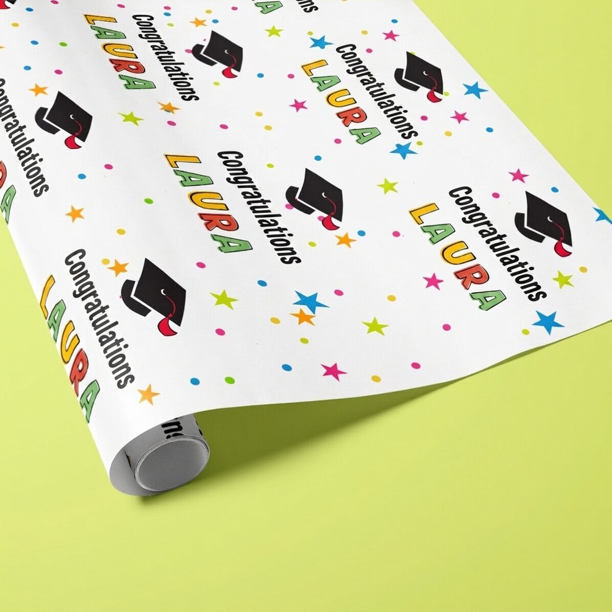 Papel de regalo personalizado con texto: «Graduación»