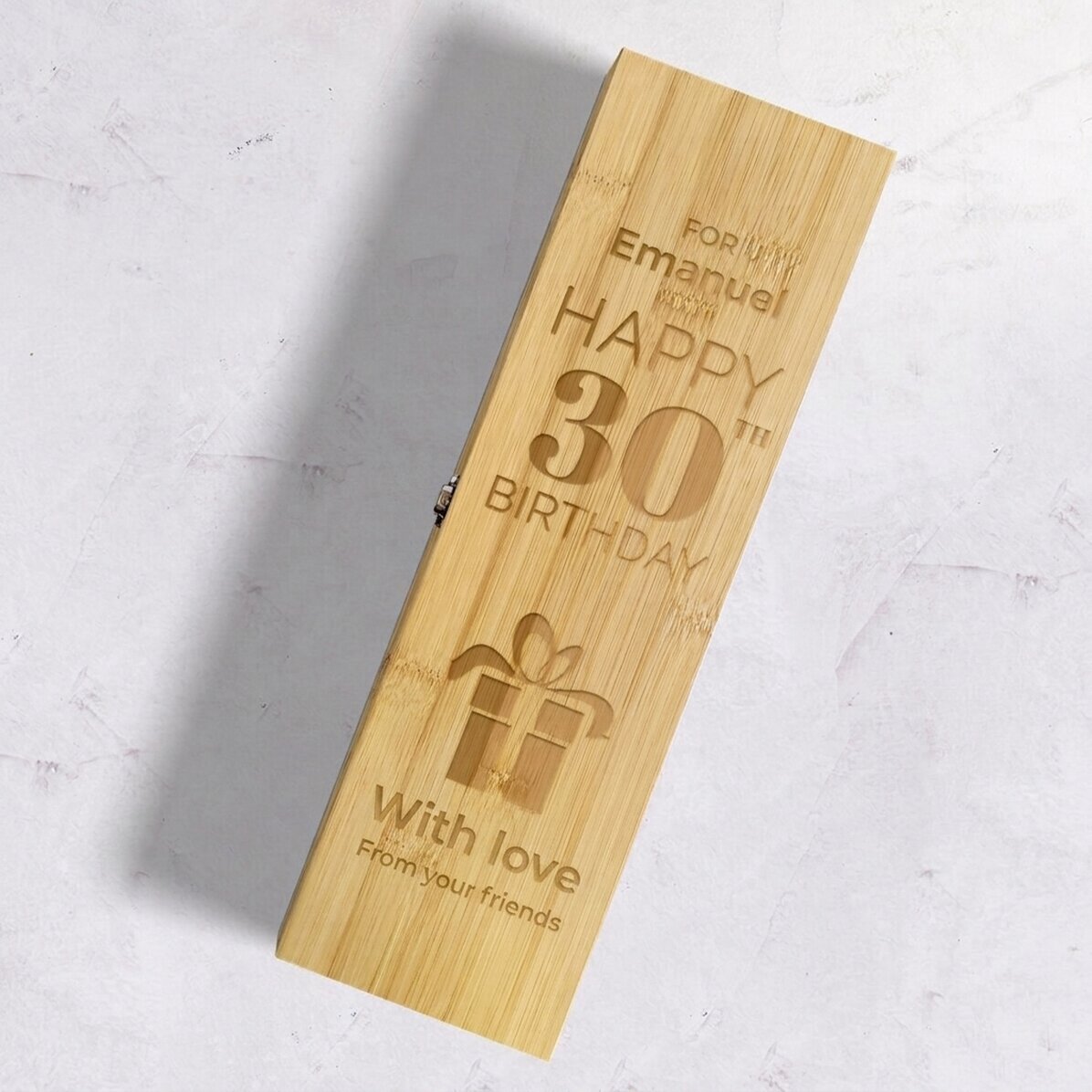 Caja de vino de bambú con accesorios, personalizada con un mensaje - Regalo de «Feliz cumpleaños»