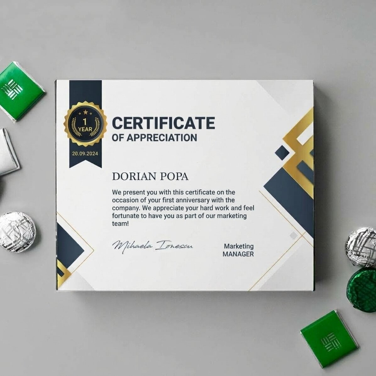 Caja de bombones personalizada con mensaje - Agradecimiento a los empleados