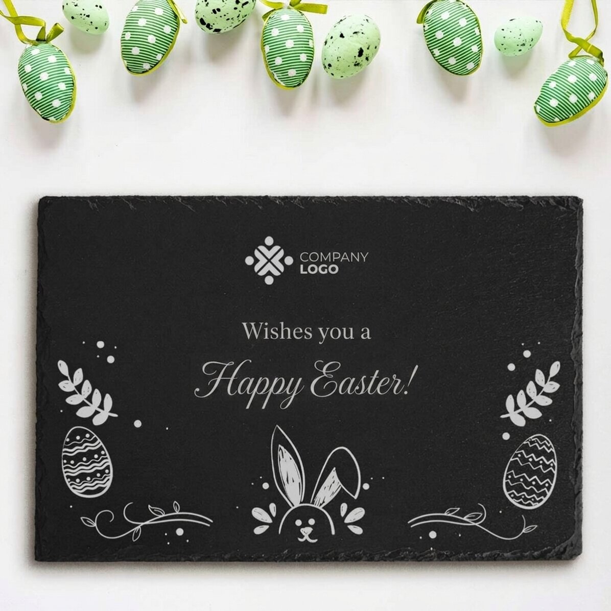 Placa de pizarra grabada y personalizada con logotipo y texto - Pascua