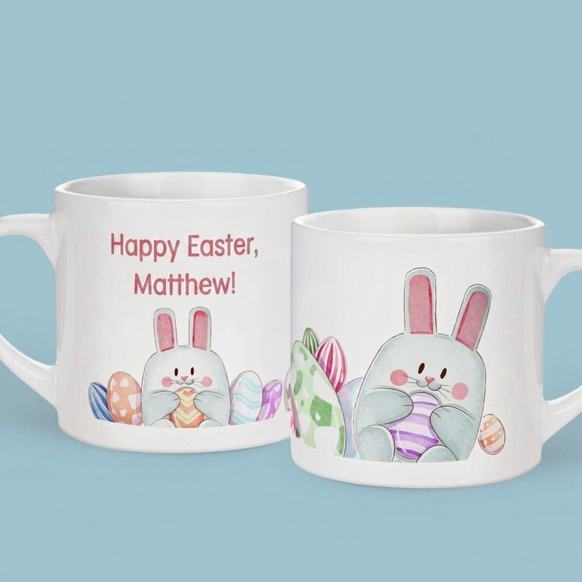 Taza personalizada para niños con el texto: «¡Feliz Pascua!»