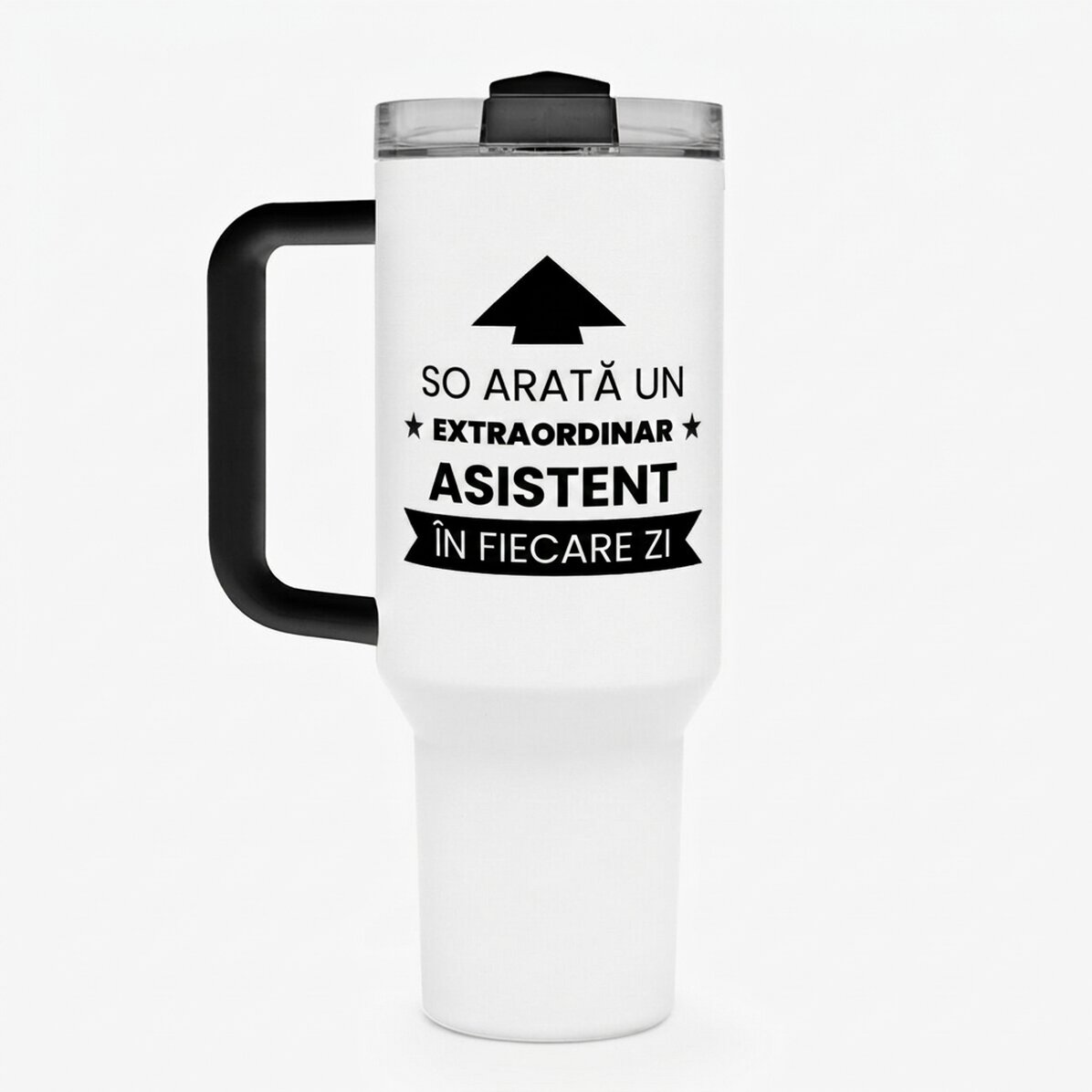 Taza termo con asa y pajita personalizada con texto: así es como se ve