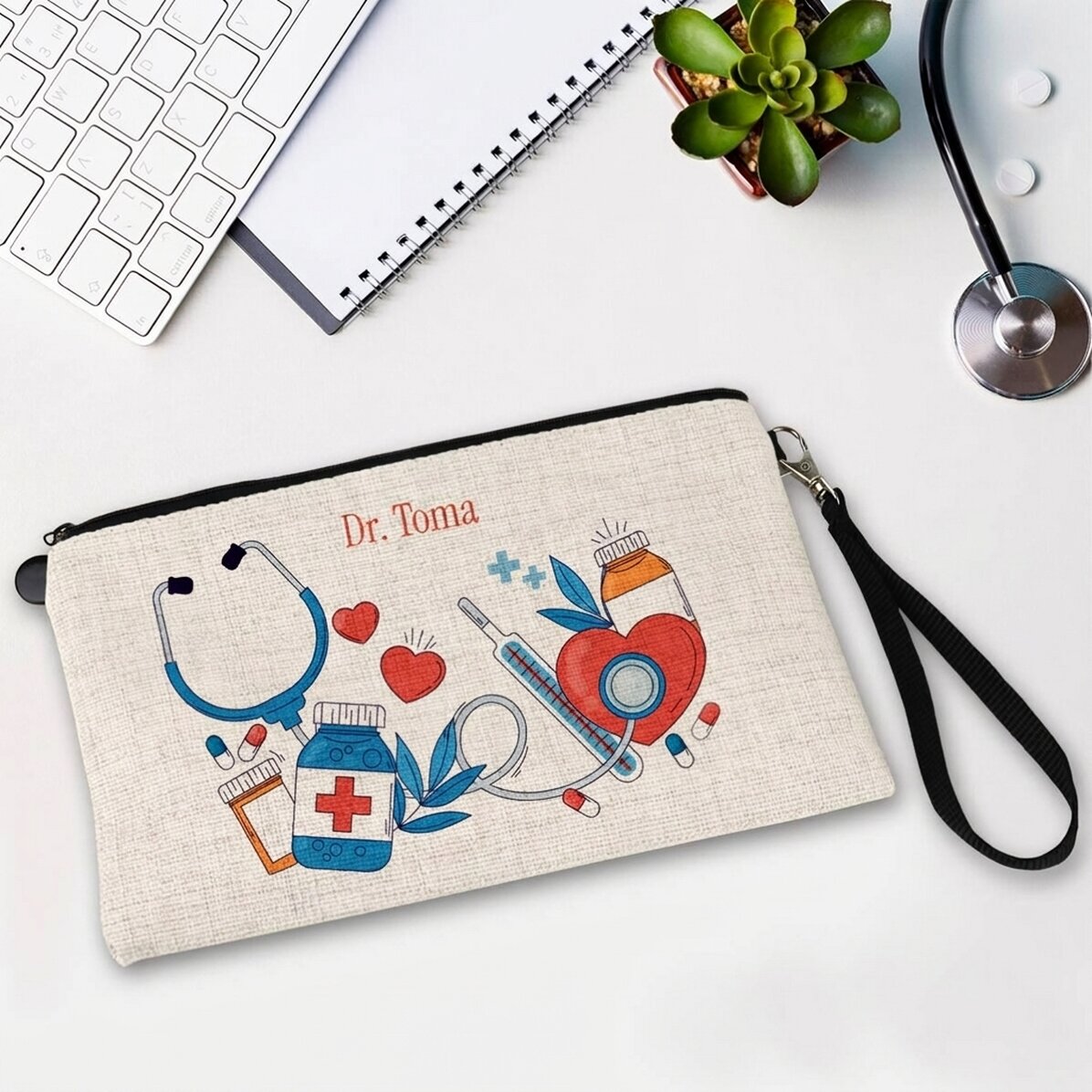 Estuche de accesorios personalizado con texto: «Doctor»