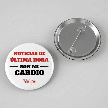Chapa personalizada con mensaje para un periodista