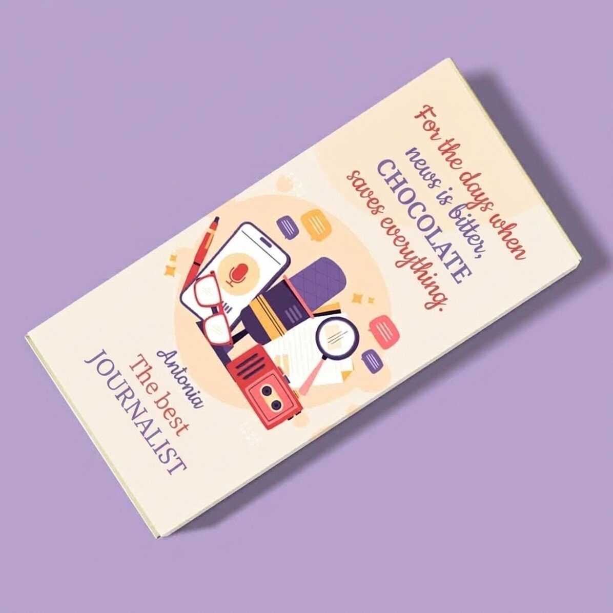 Chocolate personalizado con un mensaje para un periodista