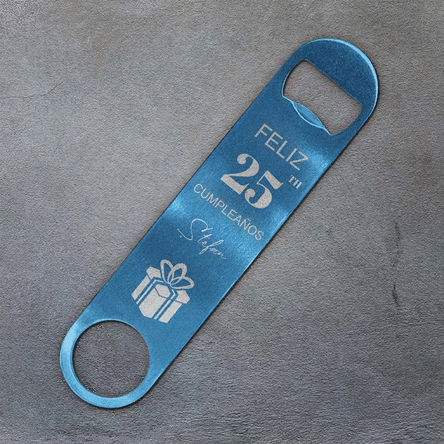 Abrecerdas personalizado con el texto «Happy Birthday»
