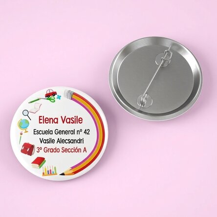 Insignia personalizada con nombre y texto - Colegio