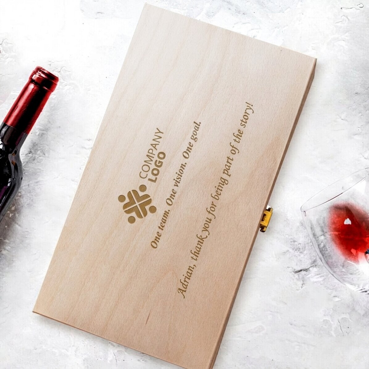 Caja de vino personalizada para dos botellas de vino con logotipo y texto: «Gracias»