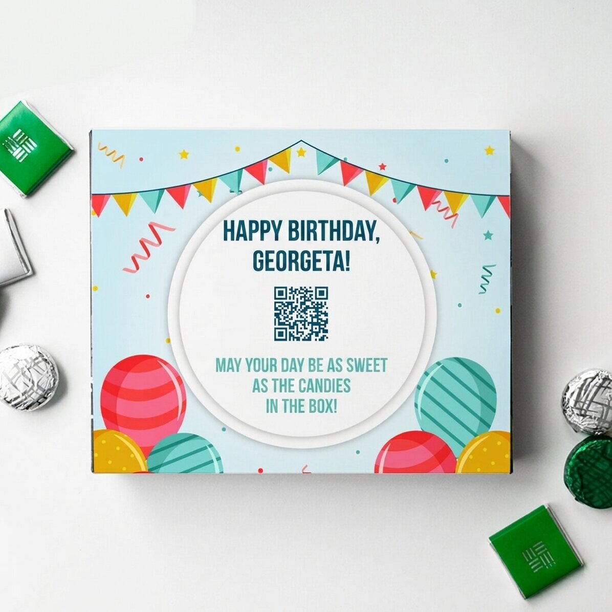 Caja de bombones personalizada con mensaje y código QR: ¡Feliz cumpleaños!