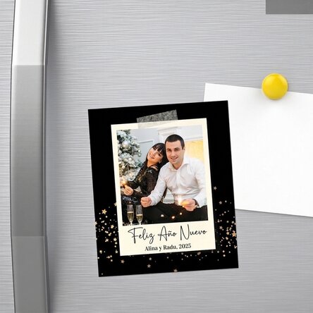 Iman de 10 x 12 cm personalizado con una foto y un mensaje: «Feliz Año Nuevo»
