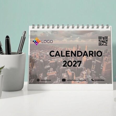 Calendario de escritorio personalizado con logotipo, fotos, texto y código QR