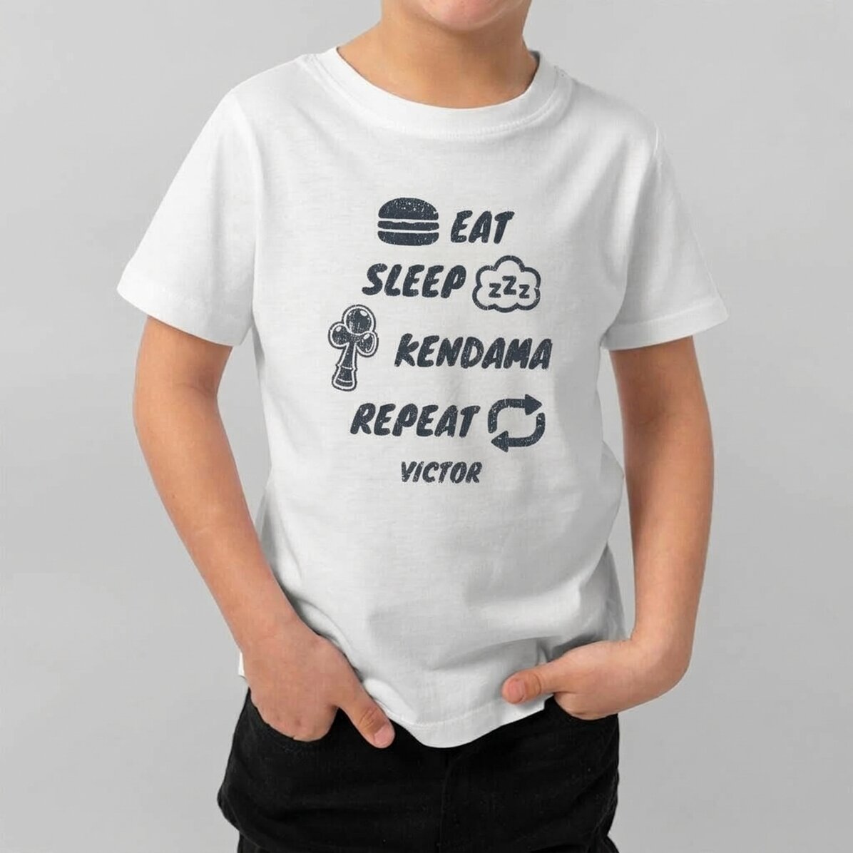 Camiseta de algodón para niños personalizada con el texto: «Eat, sleep, kendama, repeat»