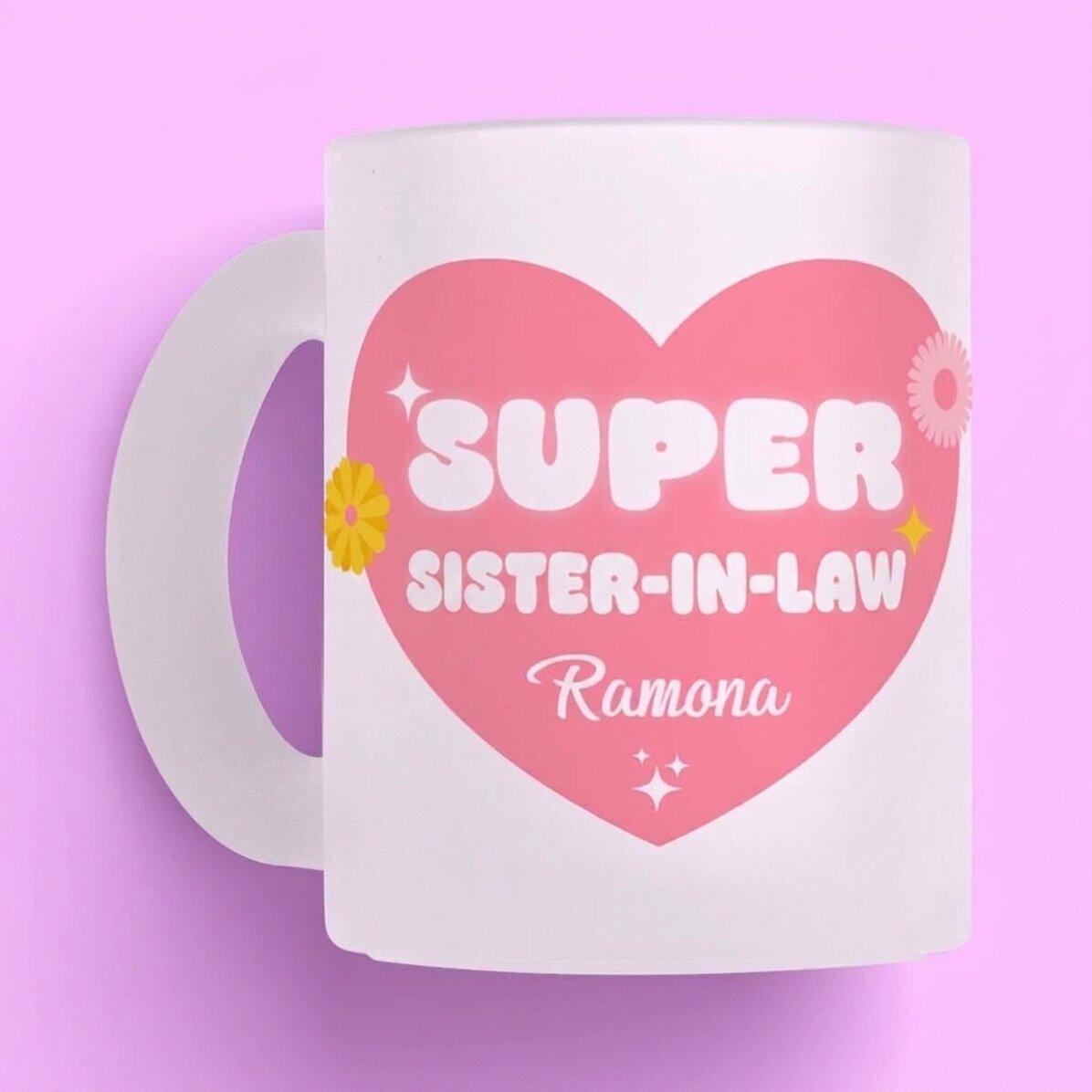 Taza de cristal mate personalizada con texto: «Super cuñada»
