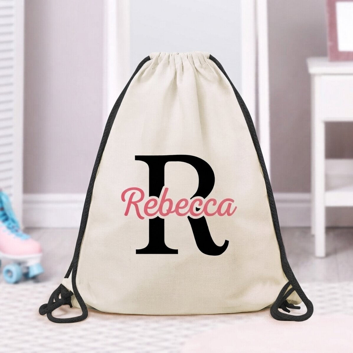 Mochila personalizada con nombre e inicial